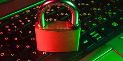 Un cadenas numérique symbolisant la sécurité des accès